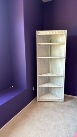 White wicker corner shelf
