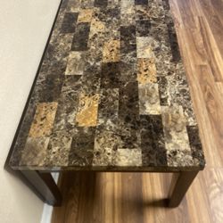 Nice Marble Coffee Table (can deliver)