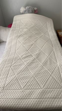 Deluxe Twin Pillow Topper