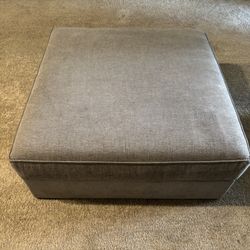 Gray Ottoman / Footrest – Clean & Modern