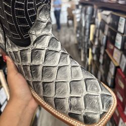 pescado desierto boot