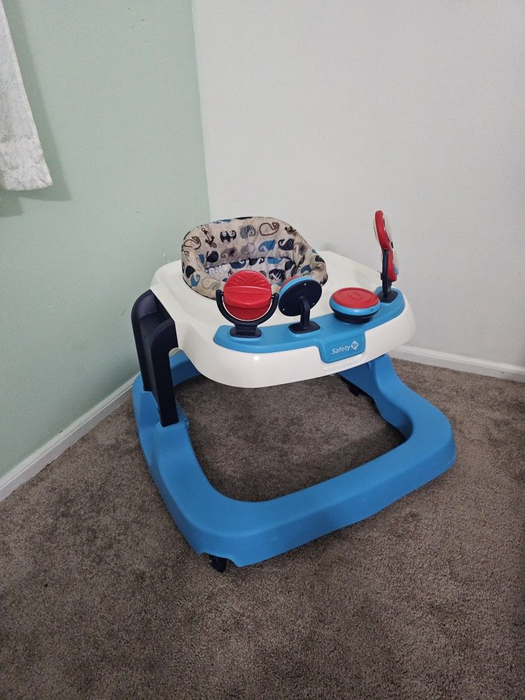 Baby Walker – Excellent Condition – Plays Music