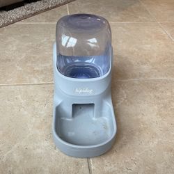 Pet Water Feeder