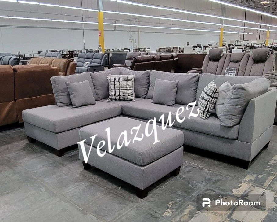 ✅️✅️3 pc grey polyfiber fabric sectional sofa reversible chaise and ottoman✅️