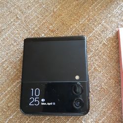 New Samsung Flip 3 UNLOCKED