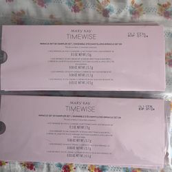 2 Mary Kay 3D Miracle sets