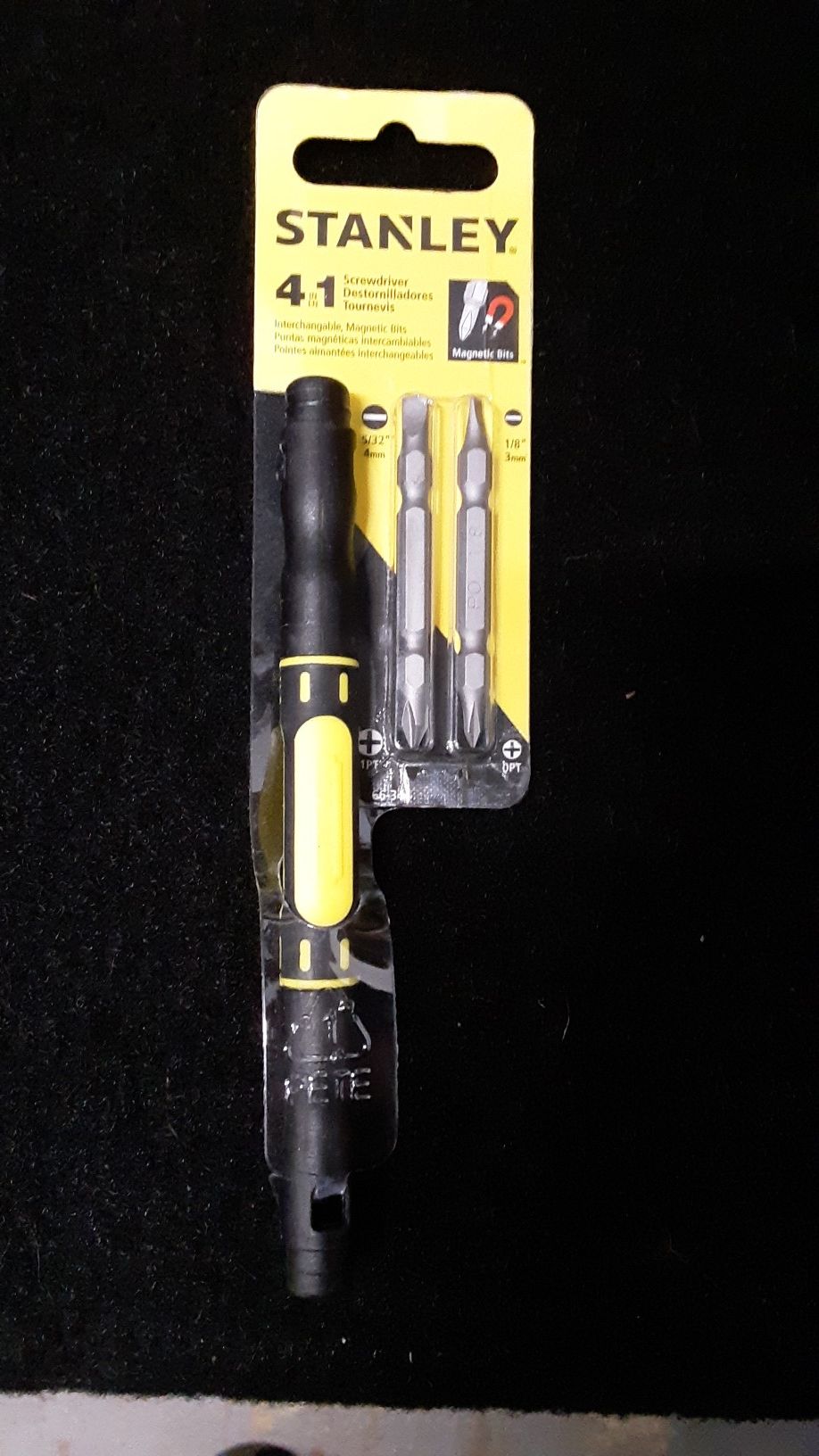 NEW! 4 in 1 pocket style screwdriver set