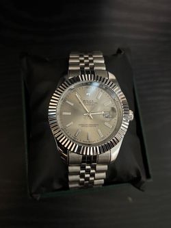 Sliver Dial Watch Size 40mm