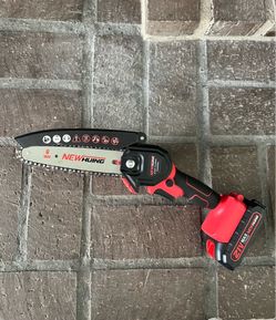 NEWHUNG 6-Inch Cordless ChainSaw