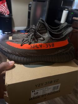 Yeezy Carbon size 10