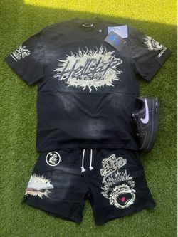 Hellstar T-Shirt and Shorts Set
