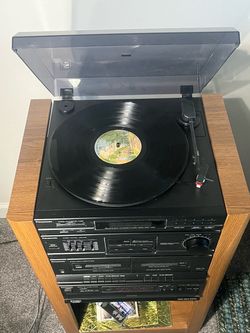 STEREO — Panasonic Stereo System — Turntable, Dual Cassette, 5-Disc CD Changer, Tuner/Amp — AS-IS