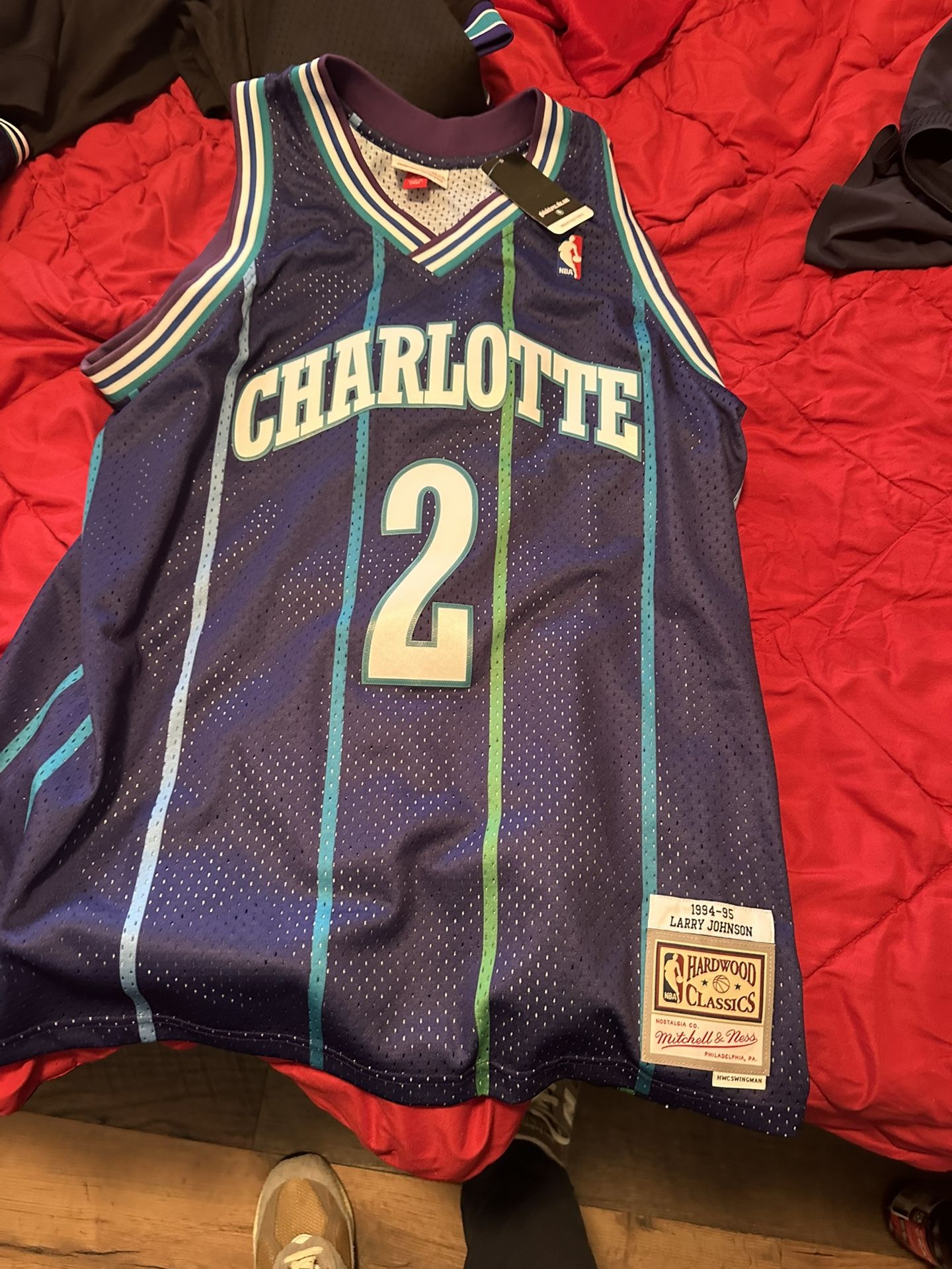 Hornets Larry Johnson Size Xl