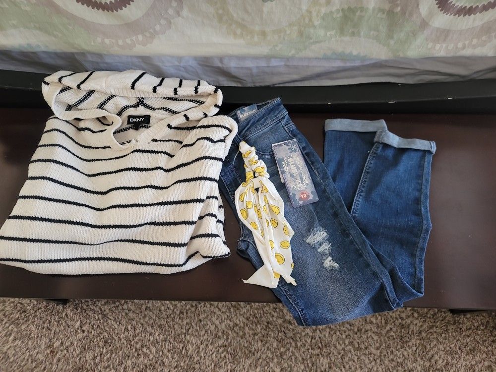 New Girls Jeans And Dkny Hoodie