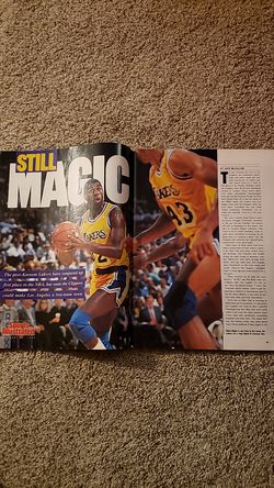 1990 Vintage Sports Illustrated Collectible Magazine