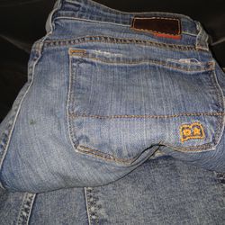 2 pairs womens size 10 jeans