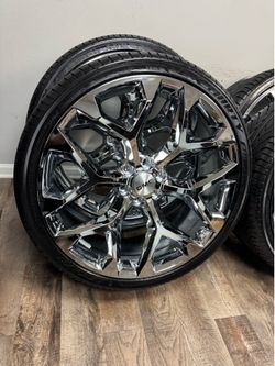 NEW 26 inch chrome snowflake wheels wrapped in lexani 305/30r26 tires