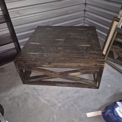 Wooden rustic Coffee Table