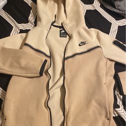 Brown Beige Nike Tech Jacket (M)