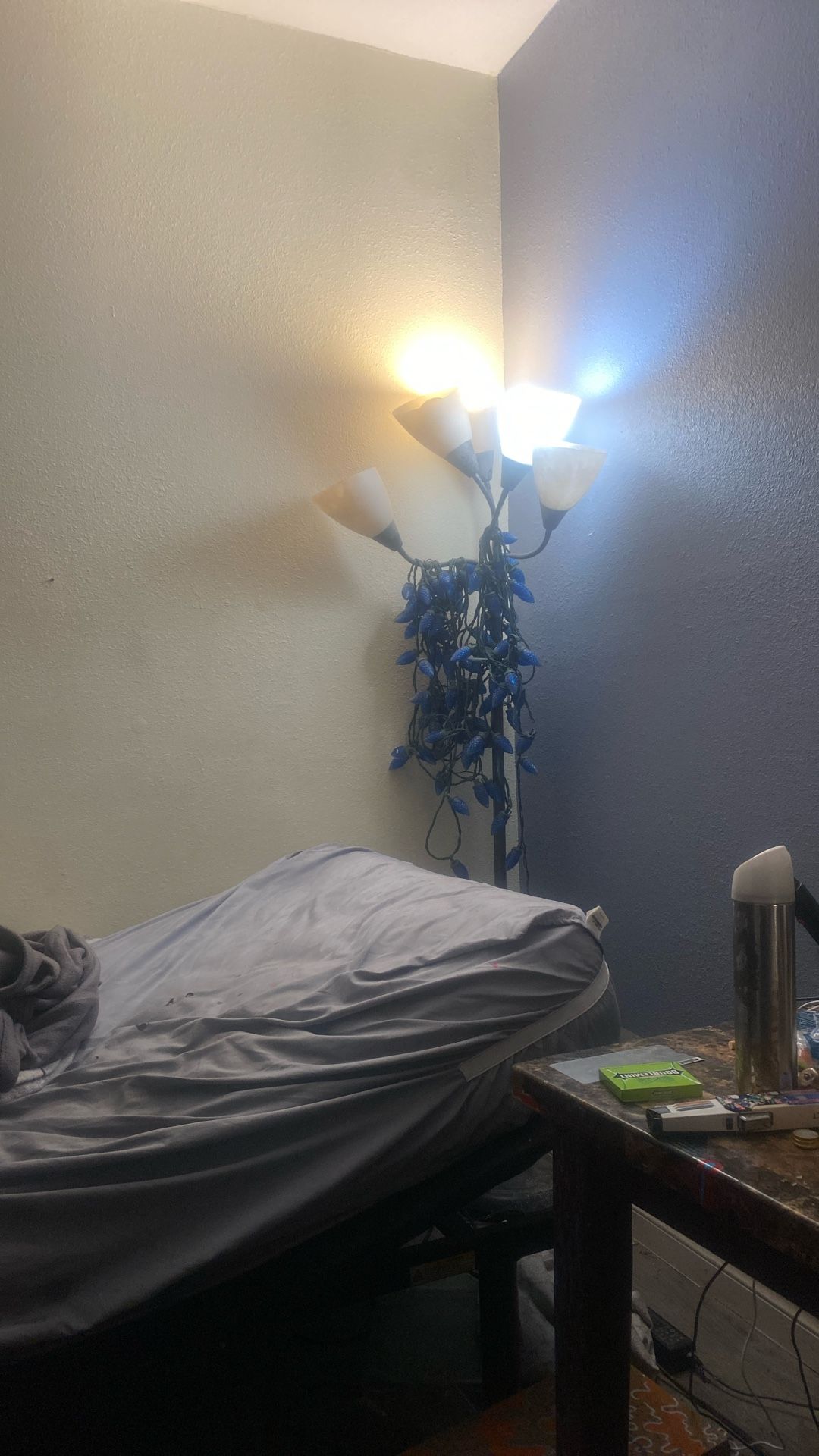 Lamp Light Room Well 35! Dollars Comes With Light Bulbs As Well