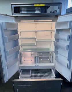 42” SUB-ZERO BUILT-IN REFRIGERATOR – PANEL READY