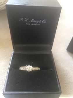 14KT White Gold Ring 3/4CTTW