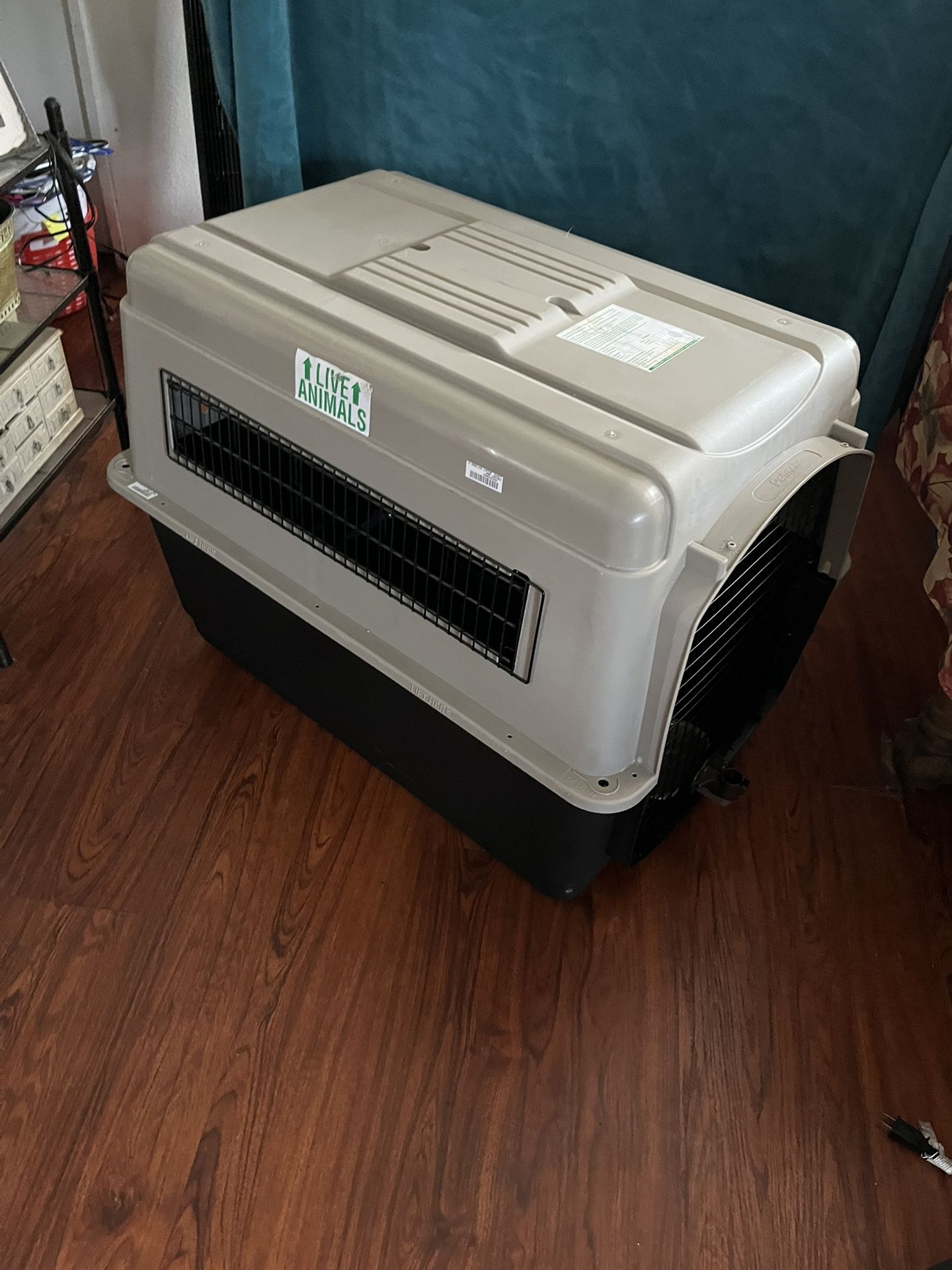 Petmate Sky Dog Kennel 40 X 27