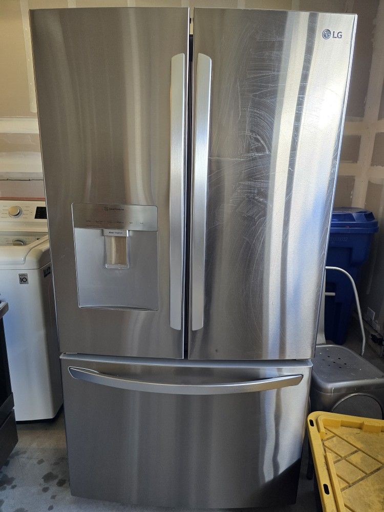 LG 29 cu/ft French Door Fridge