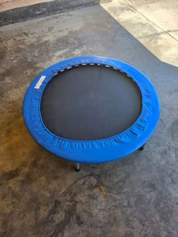 Trampoline