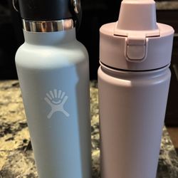 Hydro Flask And Pink Tumbler 