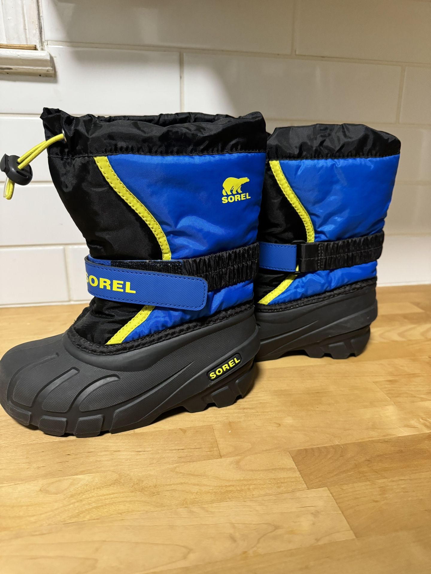 Kids Sorel Snow boots