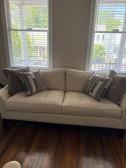 Sofa (Tan)