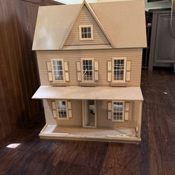doll house for sale, brand new 
