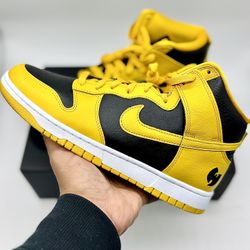 Size 9.5 - Nike Dunk High Wu-Tang