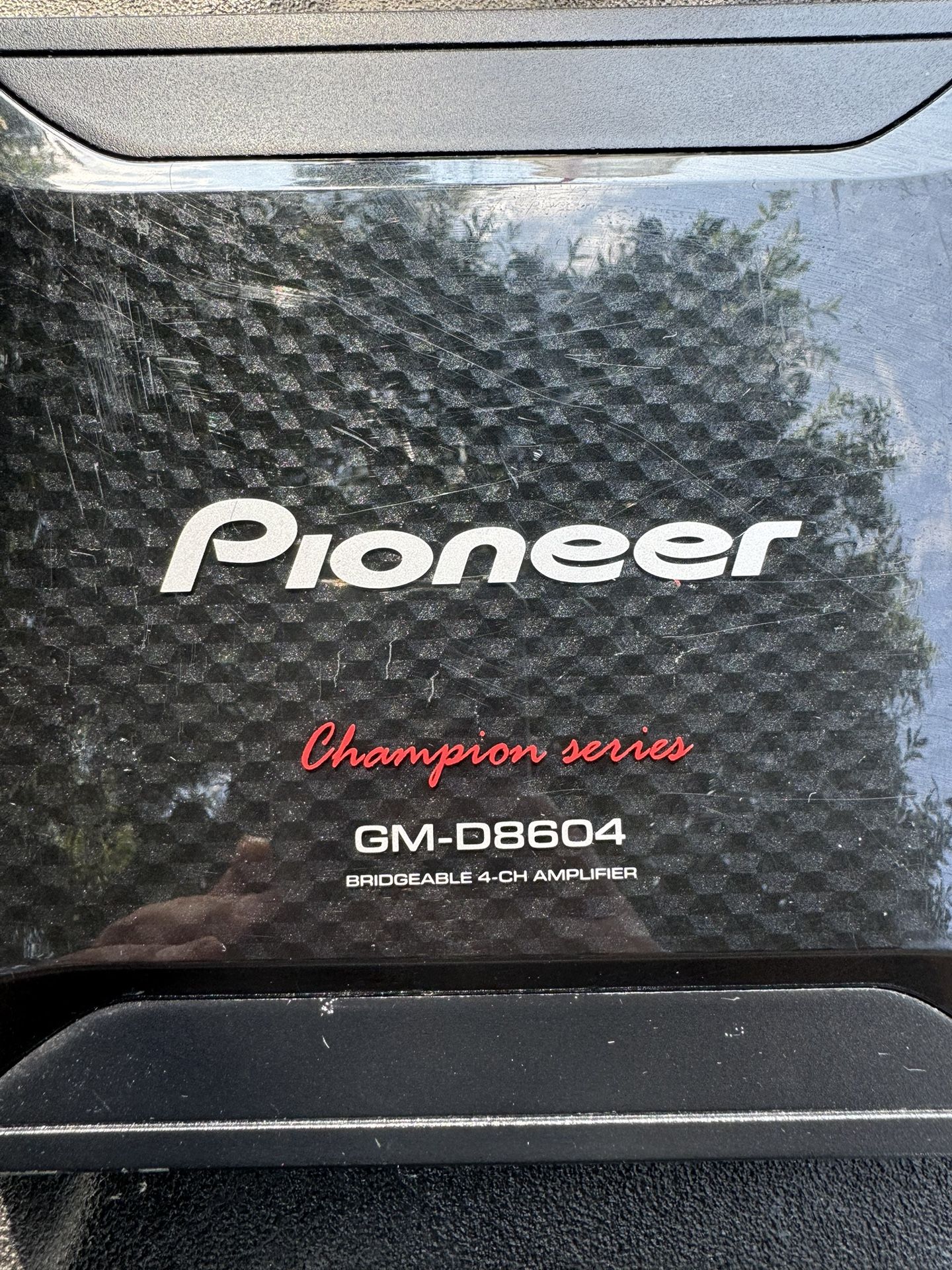 Pioneer GM-D8604 4-channel car amplifier — 100 watts RMS x 4