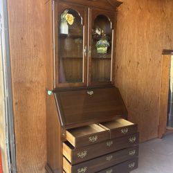 Mahogany Cabinet Hutch With Desk 