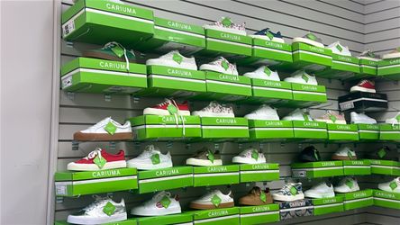 Tenis