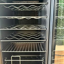 🍷 FOR SALE: Sleek Wine Fridge – $180 (Like New!) 🍷