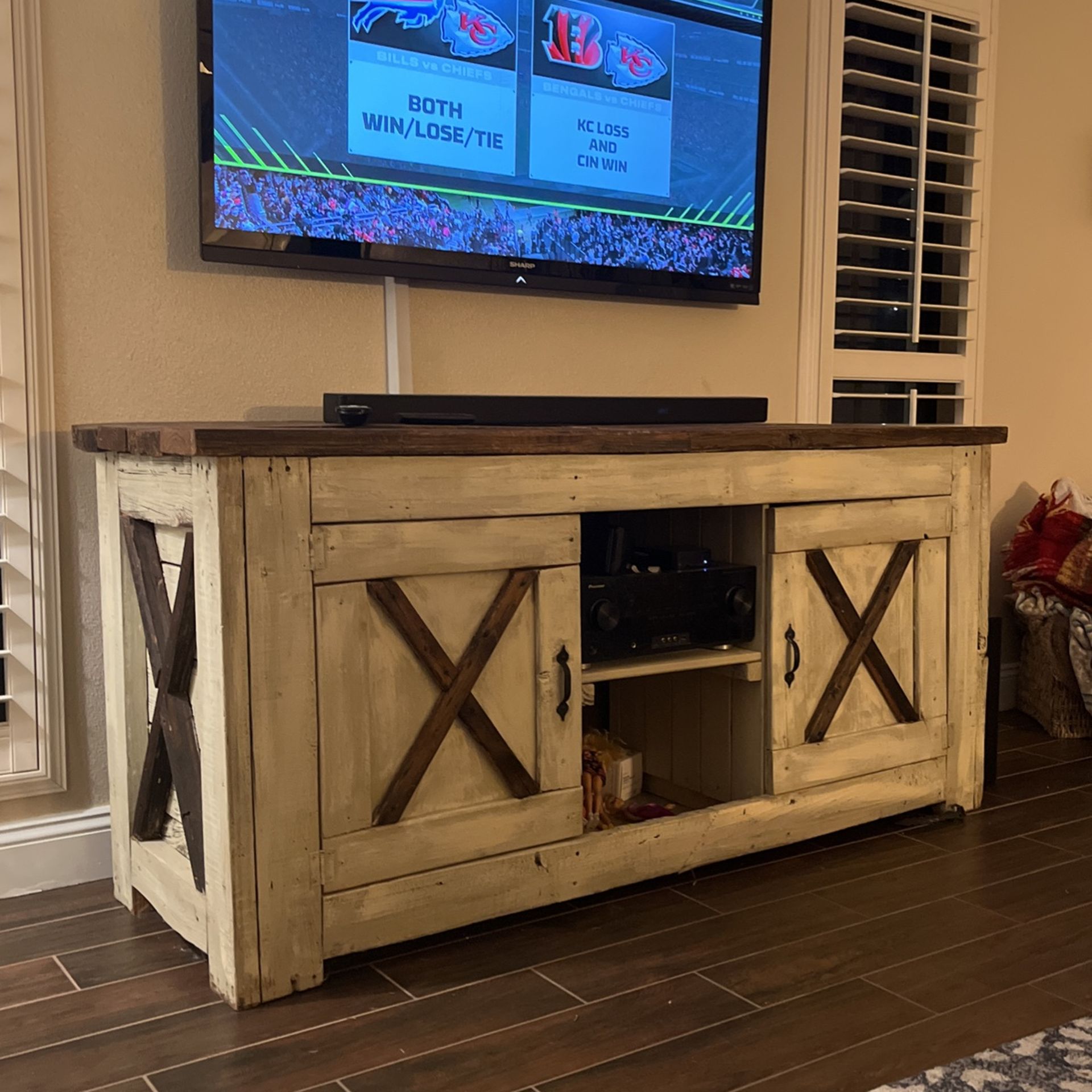 Entertainment Center for Sale in Lakeland, FL - OfferUp