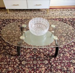 Coffee table with crystal bowl included