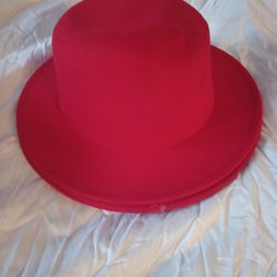 Red Hat(S)