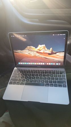 MacBook retina display 12 in 8 GB ram 250 GB hard drive with charger