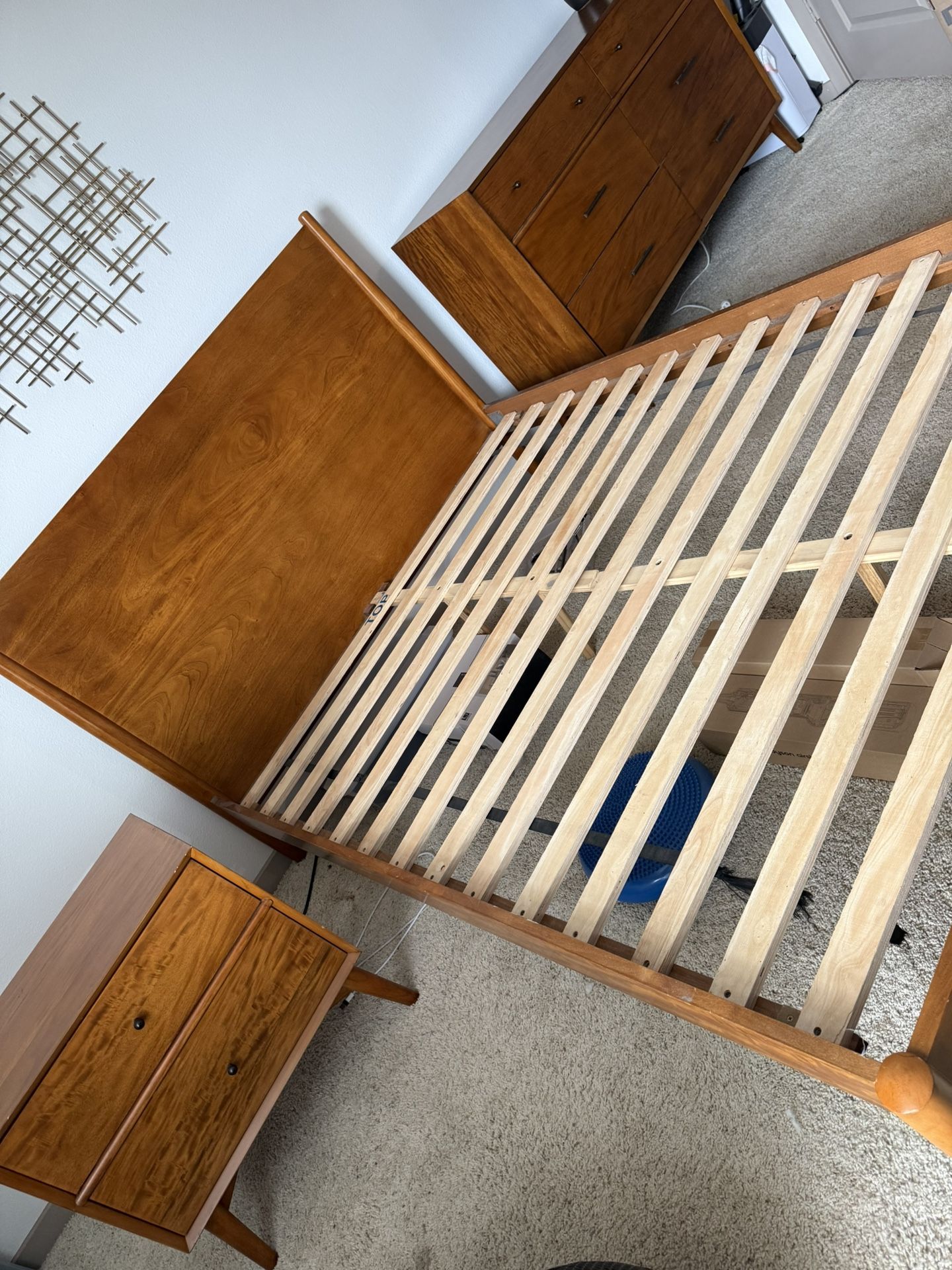 Mid century Modern Queen Bedroom Set