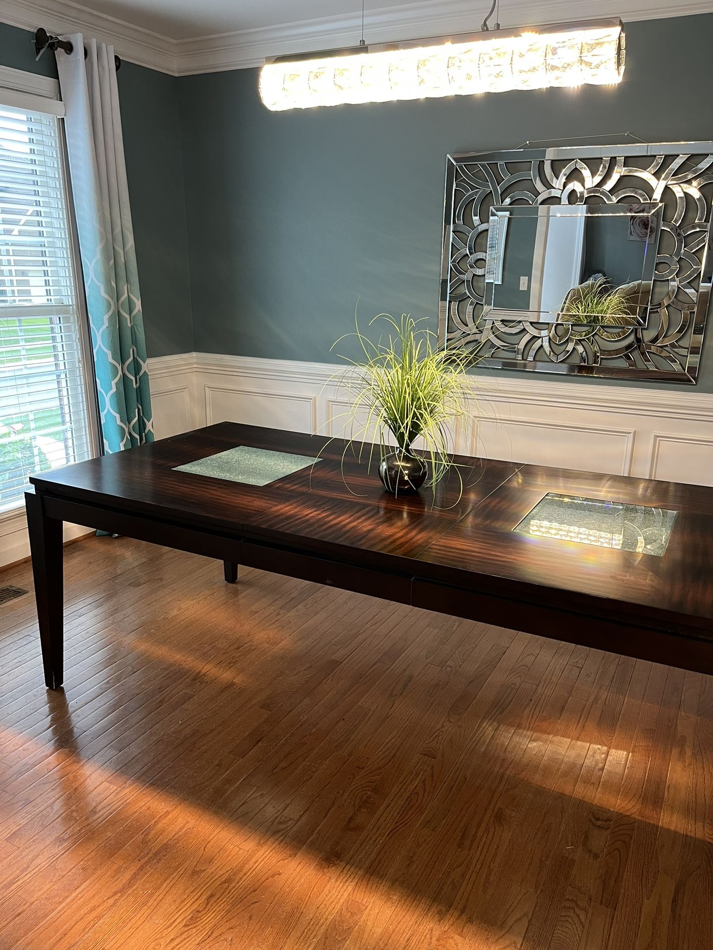 Modern Wood Dining Table – Seats 4 to 6