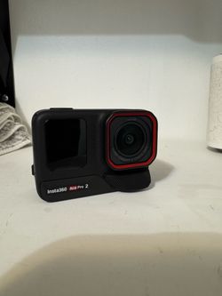 Insta360 Ace Pro 2