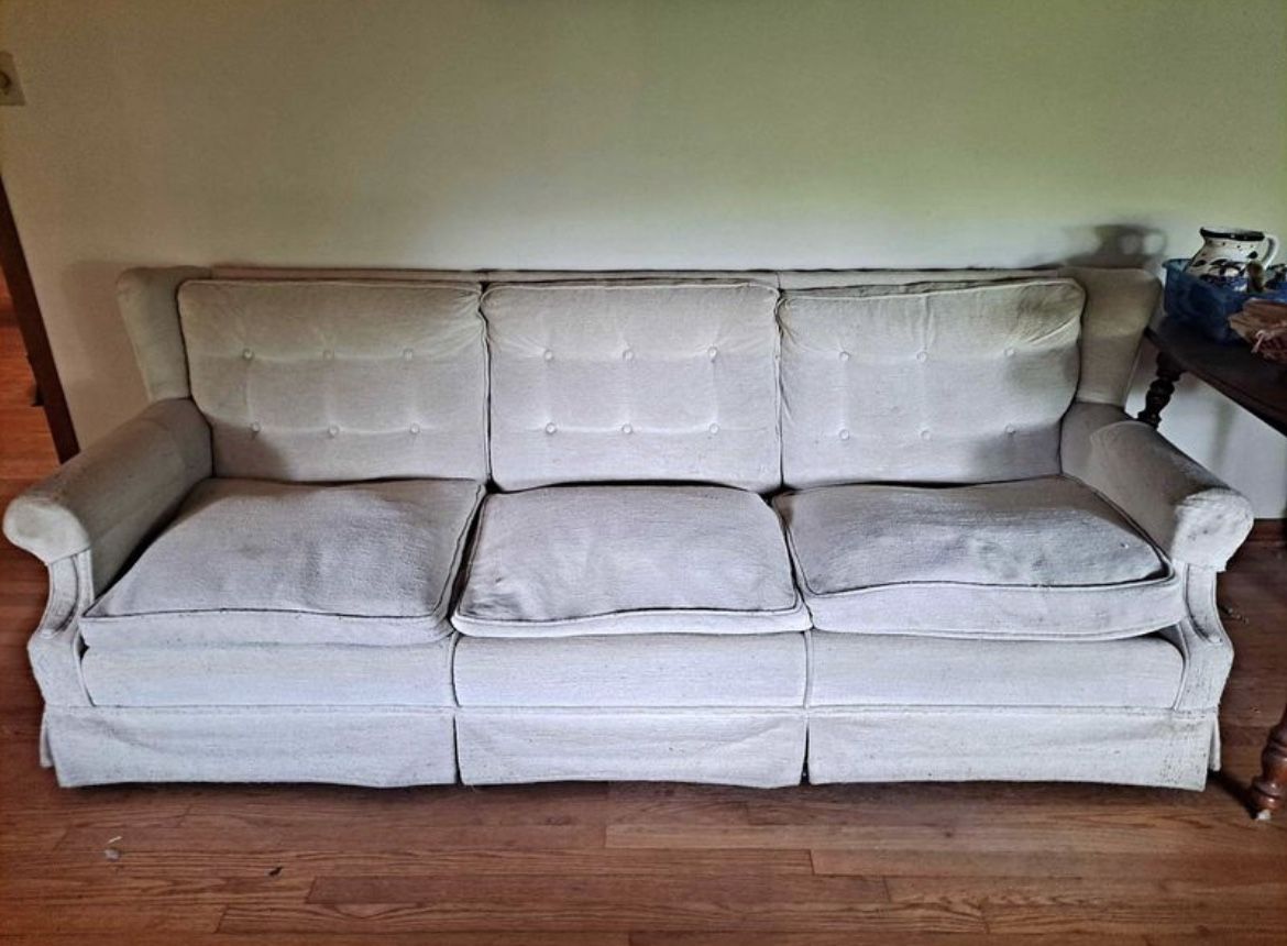 Nice Couch for Sale in Knoxville, TN OfferUp