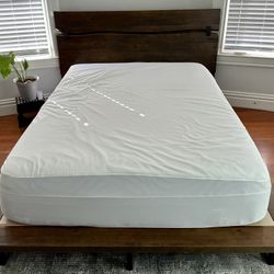 Queen Platform Bed