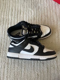 Nike “panda” dunks
