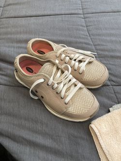 New condition size 8