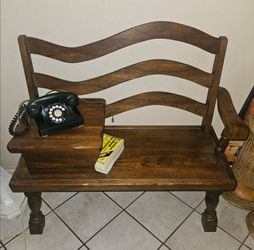 INCREDIBLE VINTAGE COMBO: "GOSSIP CHAIR" AND TELEPHONE.